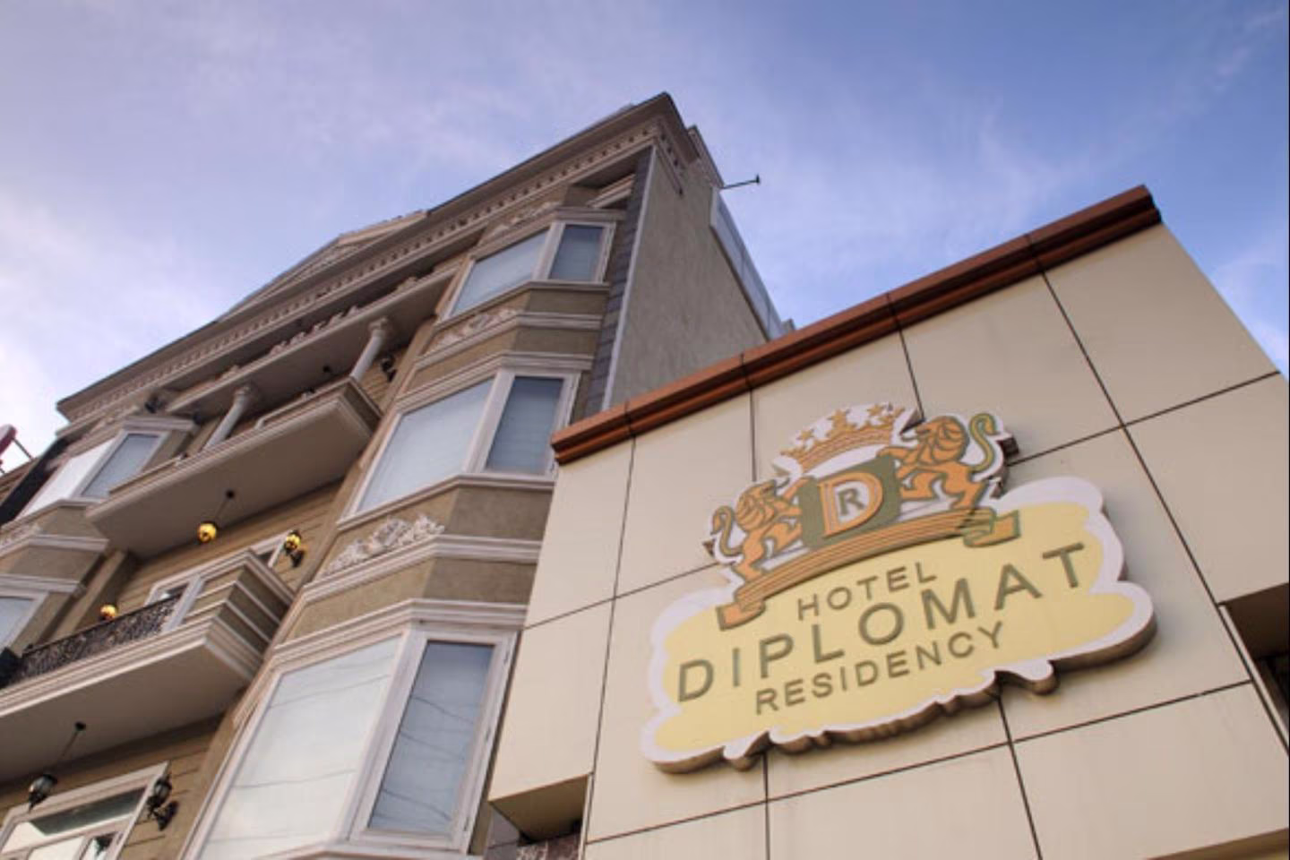 Diplomat Hotel Escorts New Delhi
